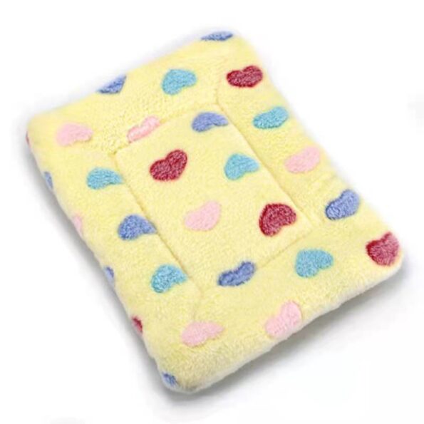 Dog-Bed-cama-perro-Pet-Blanket-Soft-Thickened-Fleece-Pad-Bed-Mat-For-Puppy-Dog-Cat-5.jpg